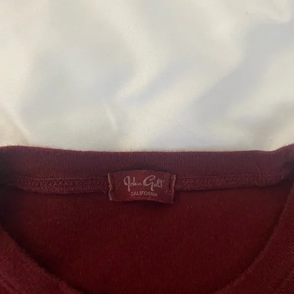 dark red tee - Picture 2 of 2